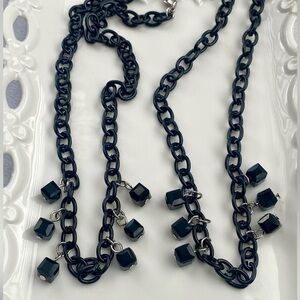 N225-Halloween Collection Black Chain With Black Crystal